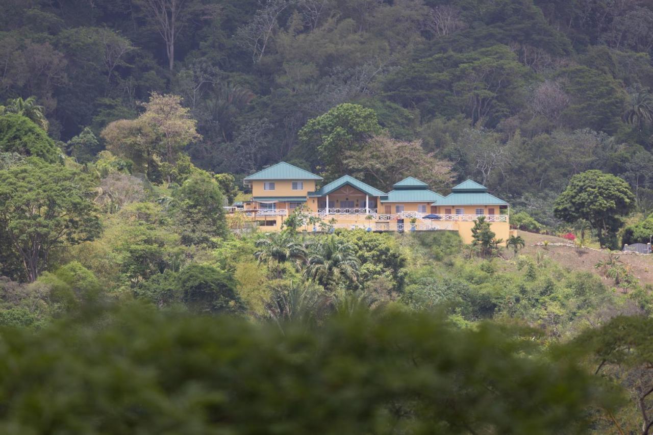 The Victory Villa Parrot Hall Exterior photo